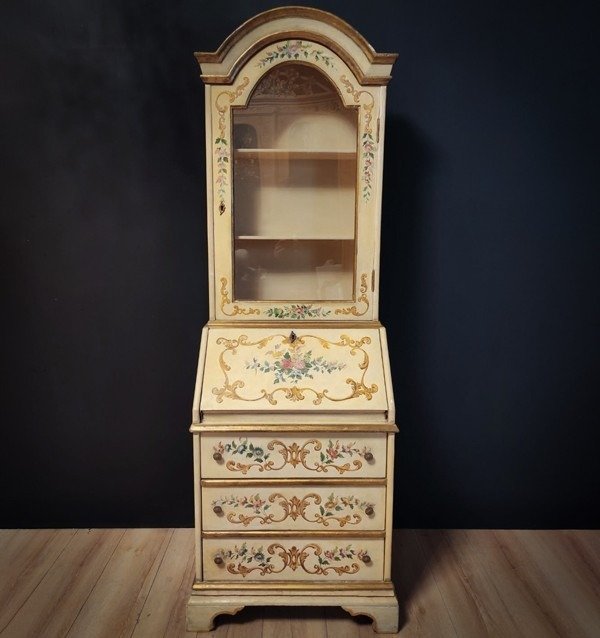 Bureau cabinet - Wood