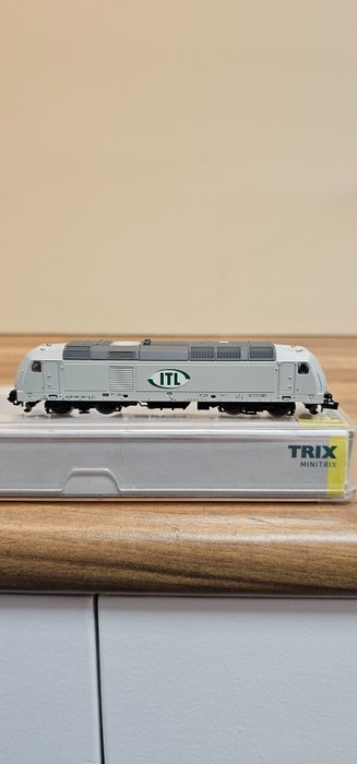 Minitrix N - 12362 - Diesel locomotive (1) - BR 285 Traxx De with NEM interface