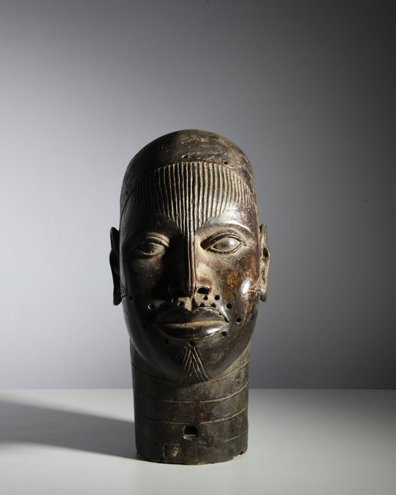 Sculptură - Cap Ife de bronz - Nigeria