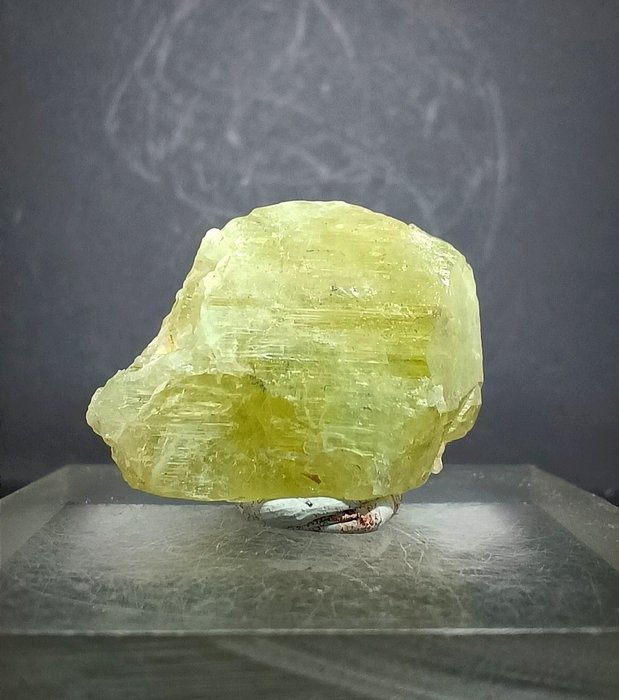 Brazilianite 水晶 - 高度: 17 mm - 闊度: 23 mm- 11.5 g
