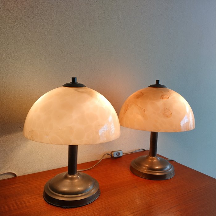 Mushroom - Asztali lámpa (2) - Sárgaréz, Márványüveg