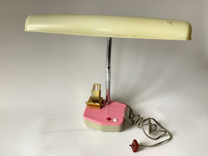 Sinar - Schreibtischlampe - Eine Vintage-Schreibtischlampe mit Kalender – Kunststoff, Metall