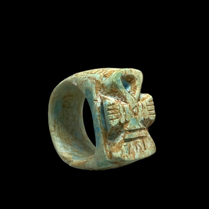 Replika av forntida egyptisk Ring som visar Key of Life Ankh  (Utan reservationspris)