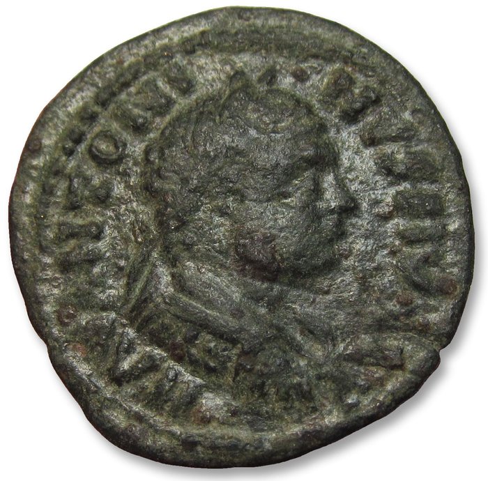 Imperio Romano (Provincial). Caracala (198-217 e. c.). AE 25mm provincial coin (As) TROAS, Alexandria Troas 198-217 A.D. - scarcer cointype - Apollo standing on altar
