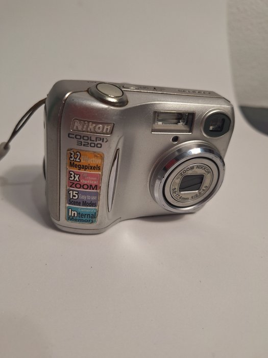 Nikon Coolpix 3200 Ψηφιακή φωτογραφική μηχανή