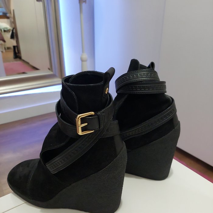 Louis Vuitton - Μπότες - Mέγεθος: Shoes / EU 37