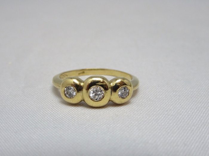Gyűrű - 18 kt. Sárga arany Gyémánt 