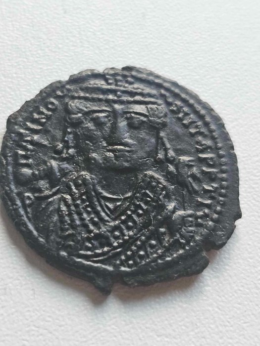Empire byzantin. Maurice Tiberius (582-602 apr. J.-C.). Follis  (Sans Prix de Réserve)