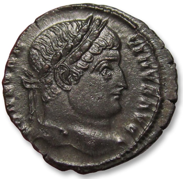 羅馬帝國. 君士坦丁大帝 (AD 306-337). Follis Treveri (Trier) mint, 2nd officina circa 327-328 A.D. - mintmark STRE - campgate reverse