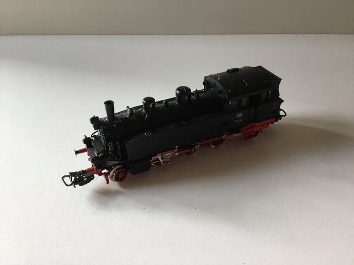 Märklin H0 - 3313 - Tenderlokomotive (1) - BR 75 042 - DB