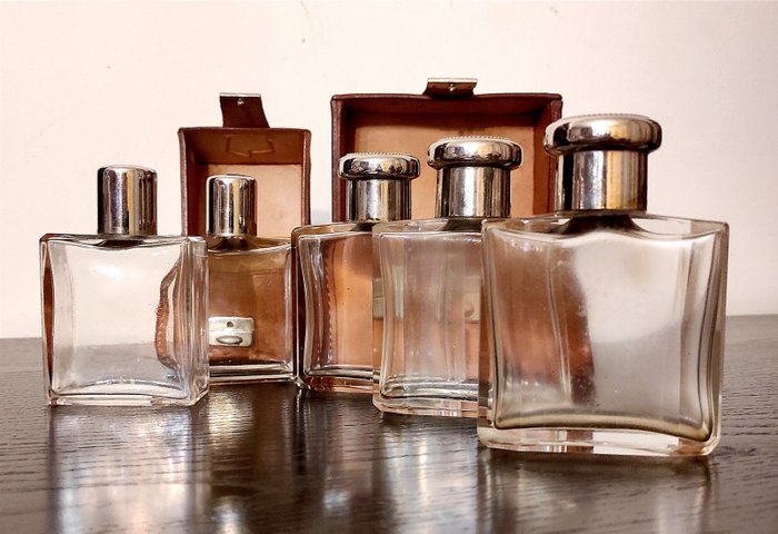 Franzi - Ensemble coiffeuse (7) - contenants de voyage, flacons de parfum - Cristal, cuir