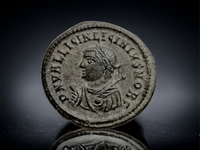 Römisches Reich. Licinius II (317-324 n.u.Z.). Follis Cyzicus - Jupiter