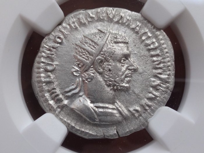 Romarriket. Macrinus (AD 217-218). Antoninianus