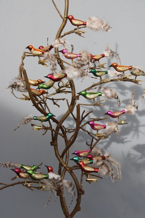 Decorative ornament (24) - vogeltjes met knijpers voor valentijn, pasen, moederdag, herfst en kerstboom, Krebs Lauscha - Germany