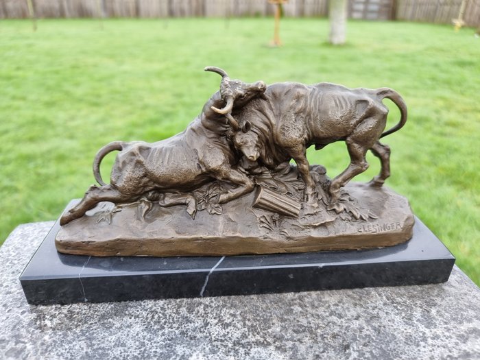 Beeld, Bronze, Fighting Bulls – 12 cm – Brons, Marmer