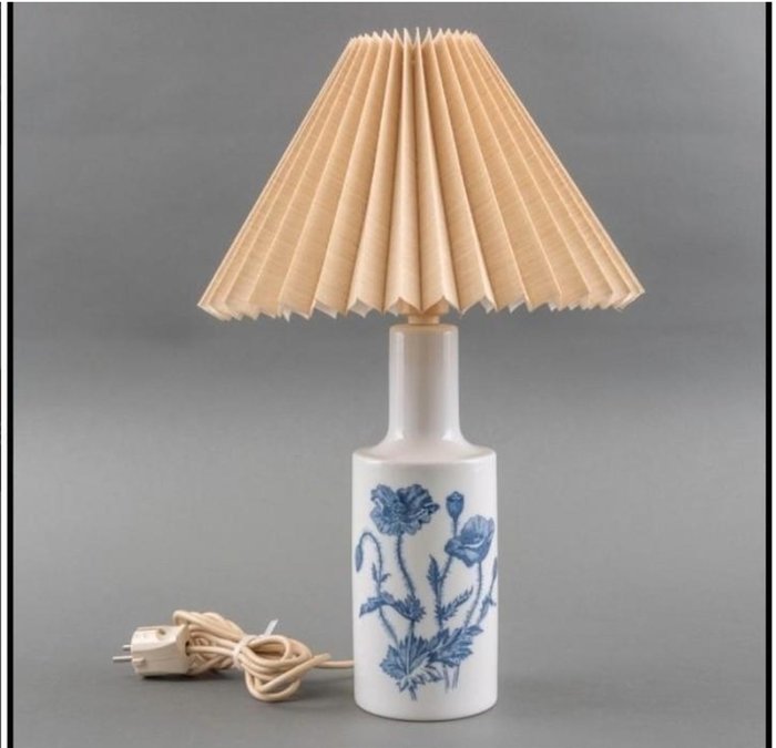 Fog & Mørup - Bordlampe (1) - Porselen