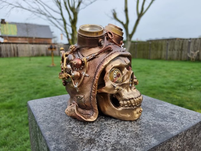 Estátua, Steampunk Pilot Skull - 18 cm - Resina