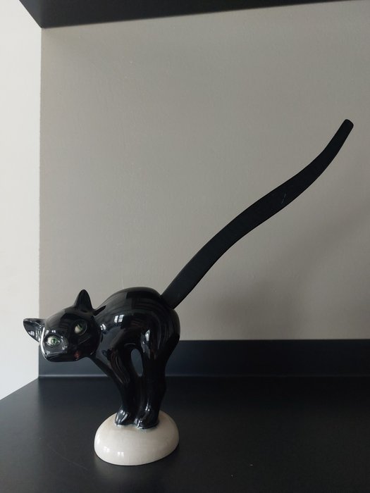 Goebel - Figurin - "Pretzel cat" - Porslin