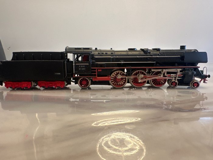 Märklin H0 - 3026.2 - Locomotive à vapeur avec tender (1) - BR 01 avec attelage Telex - DB