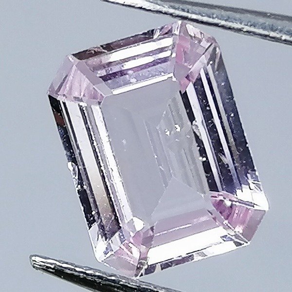 Pink safir - 1.29 ct