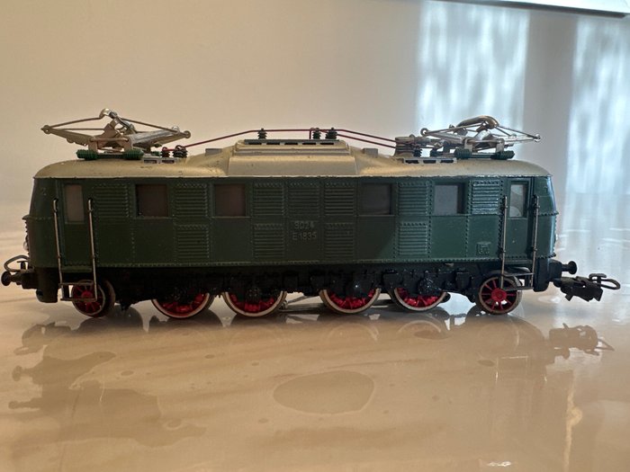 Märklin H0 - 3024.1 - Elektrische locomotief (1) - E18 - DB