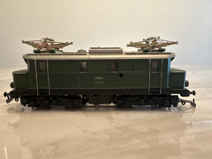 Märklin H0 - 3011.3-SET800 - Locomotiva elétrica (1) - E44 - DB