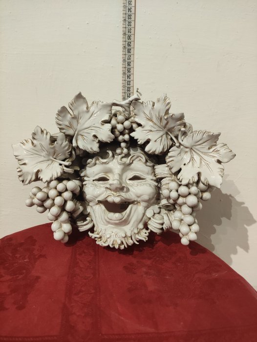 Perseo - Sculptură, Maschera di Bacco da appendere - 30 cm - Ceramică - 1980