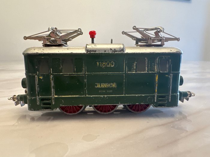 Micro-Maag AG H0 - 3000 - Machetă tren (1) - Ae 3/3, "Junior" nr. 11800 - SBB