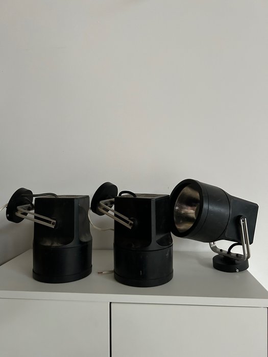 Louis Poulsen - 燈 (3) - 優尼斯波特 - 塑料