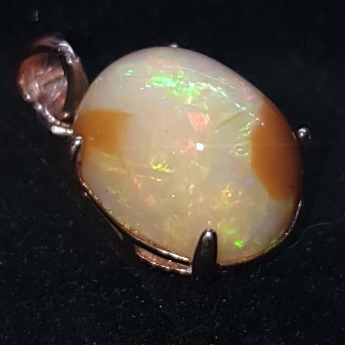 Pendentif argent s925 doré or rose opale de feu 11.40 carats Bijoux - Hauteur : 22 cm - Largeur : 11 cm- 2.28 g - (1)