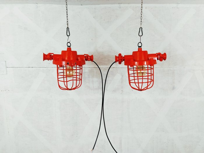 Hanging lamp (2) - Aluminium, Metal