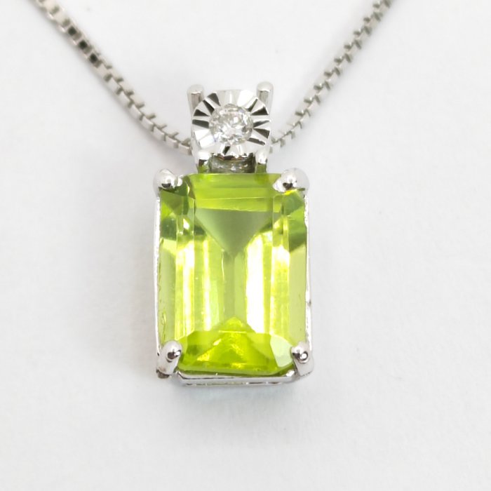 Zonder Minimumprijs - NO RESERVE PRICE - Ketting met hanger Witgoud Olivijn - Diamant 