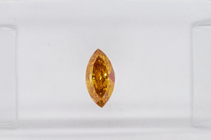 1 pcs Diamant - 0.31 ct - Marquise - NO RESERVE PRICE - Fancy Deep Orange Yellow - I1