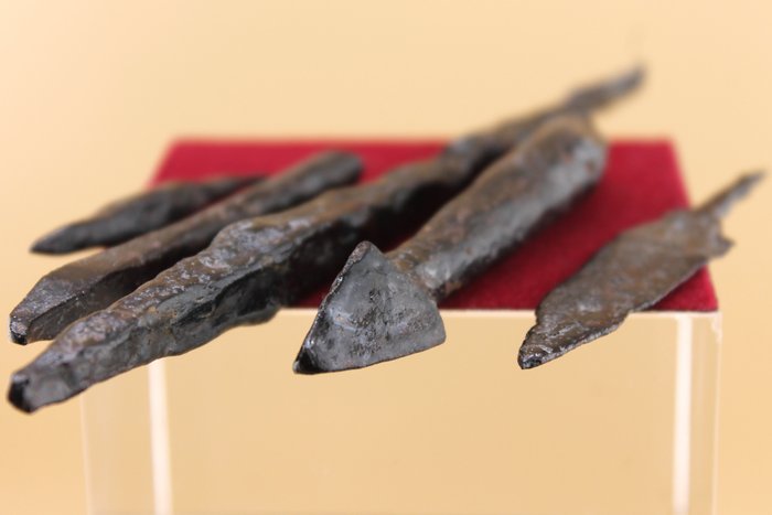 Romersk antik Jern kaste våben, pile, spyd og let pilum (5)