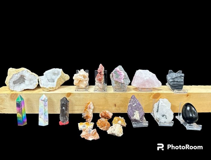 晶洞/电气石/重晶石…… 雕刻/抛光/粗糙- 2.55 kg - (19)