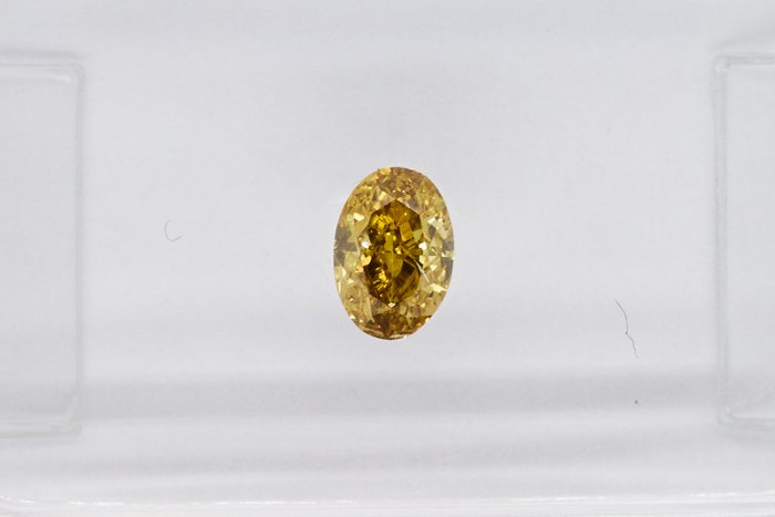 1 pcs Diamant - 0.32 ct - Oval - NO RESERVE PRICE - Fancy Intense Brownish Yellow - SI1