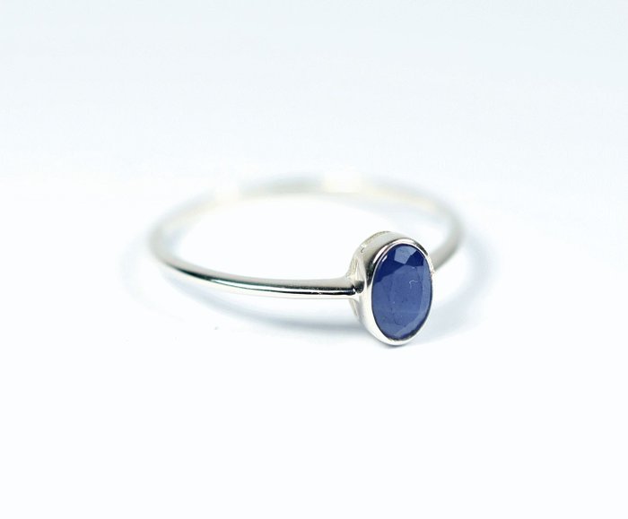 Sapphire Ring / faceted / new- 1.02 g - (1)