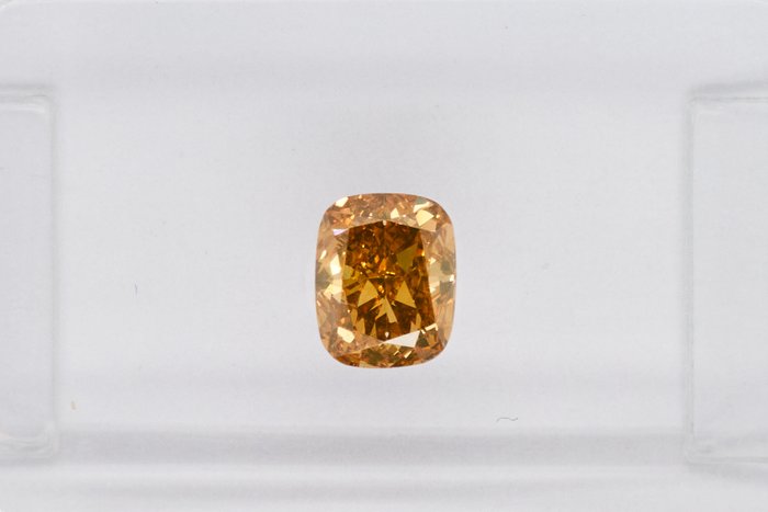 1 pcs Diamant - 0.44 ct - Kussen - NO RESERVE PRICE - Fancy Deep Greenish Brownish Yellow - VS2