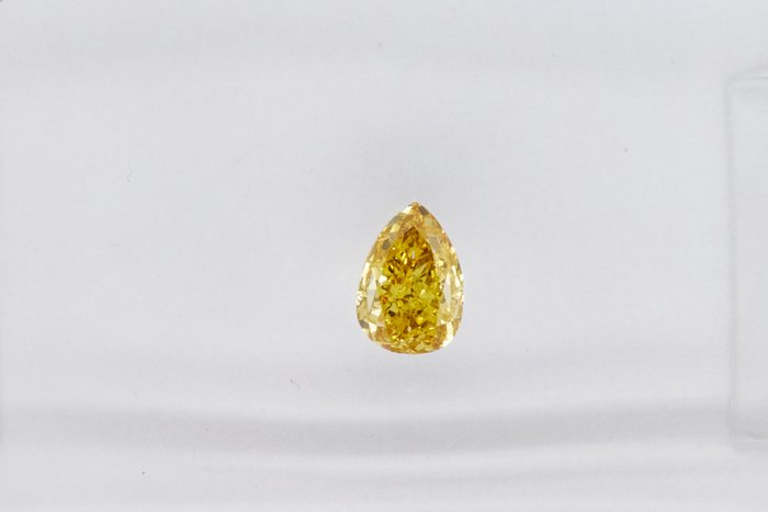 1 pcs Diamante - 0.21 ct - Pera - NO RESERVE PRICE - Fancy Intense Brownish Yellow - SI2