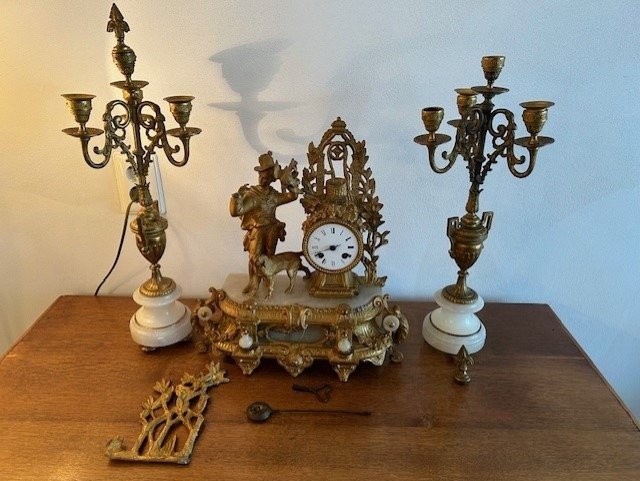壁炉架时钟 - 时钟与装饰套装 - 巴洛克风格 - 大理石, 粗锌 - 1850-1900
