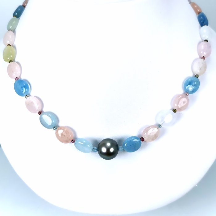 Sem preço de reserva - Tahitian pearl round shape Ø 13.1 mm - precious stones - Colar Prata Pérola - Berilo 