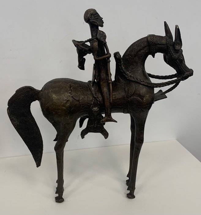 Desconocido - Escultura de bronce macizo: Jinete Dogon a Caballo