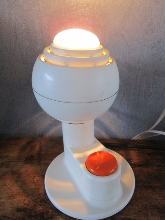 Schlagheck Schultes - Lampe (1) - Schlagheck Schultes - Magnetische Tischleuchte "Aglio" - Osra - Plastik