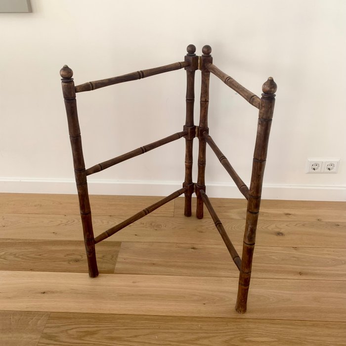 Rack (1) - Wood
