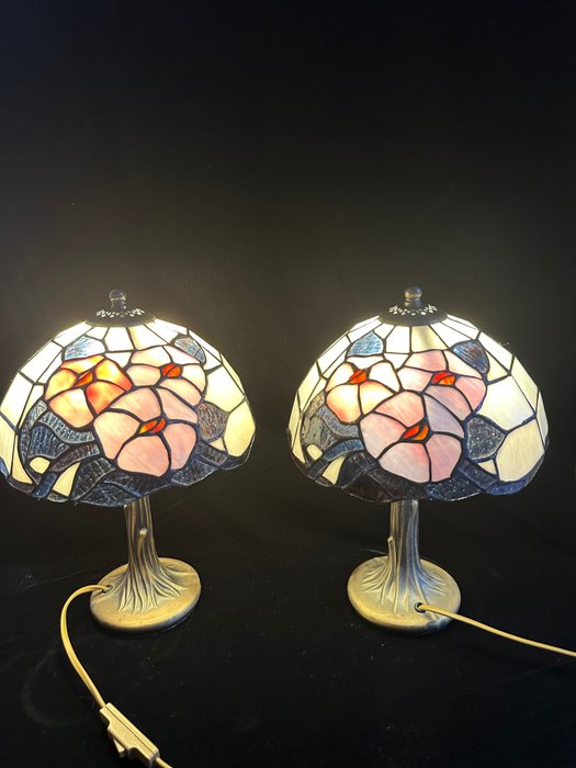 Table lamp (2) - Stained glass