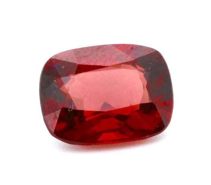 Rot Spinell  - 2.74 ct - Gemological Institute of America (GIA)