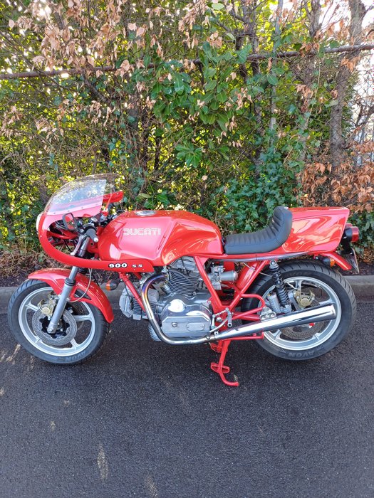 Ducati - 900SS - 1982