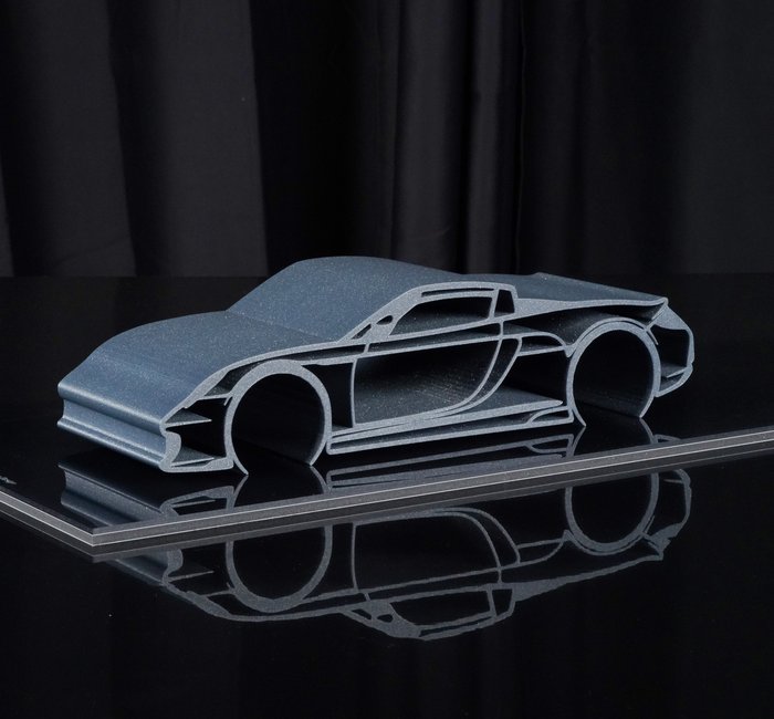 Porsche Carrera GT - 1/12 Bilskulptur- 1/30 STK - Legends Cars® - By Automobilia Art® - Art Sculpture - 2024