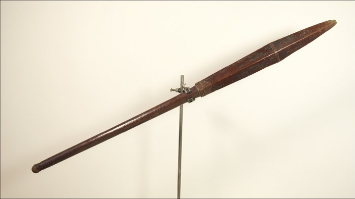Keule - 127 cm - Salomonen