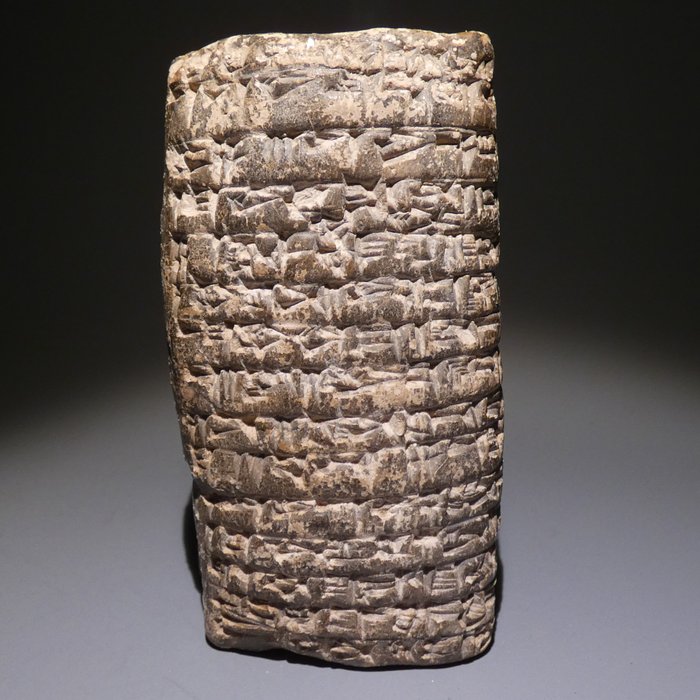 Babylonian Clay Big Perfect Cuneiform Tablet. 10 cm H. c. 1850 B.C. Spanish Import license. - 10 cm
